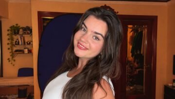 Rebecca Wolf : Press Kit